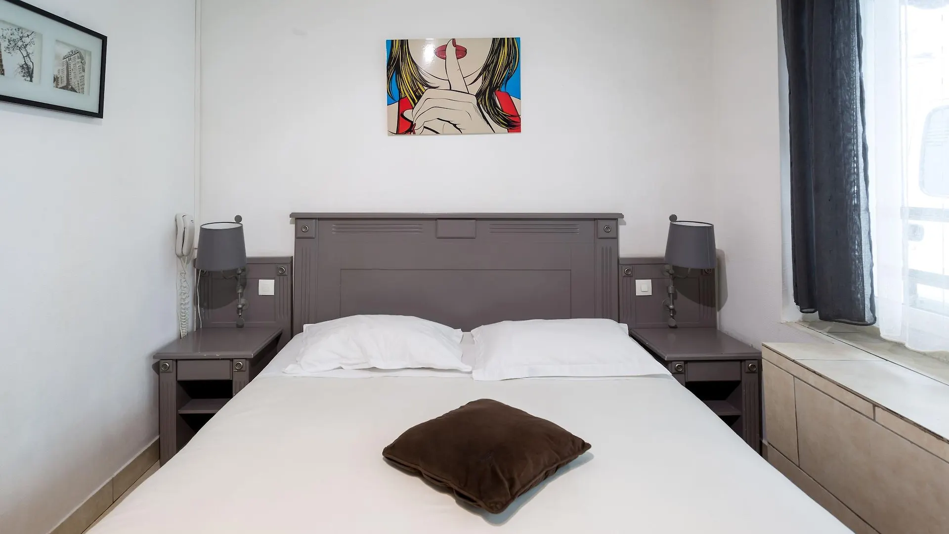 De L'europe Hotel 2*