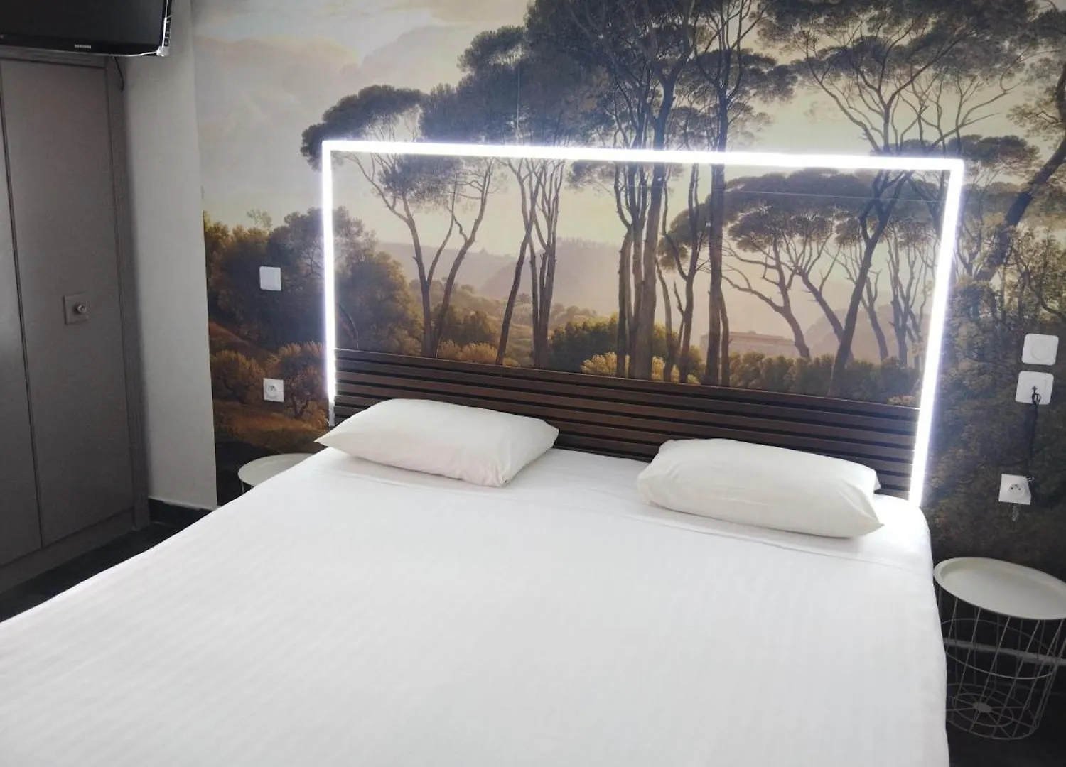 De L'europe Hotel 2*