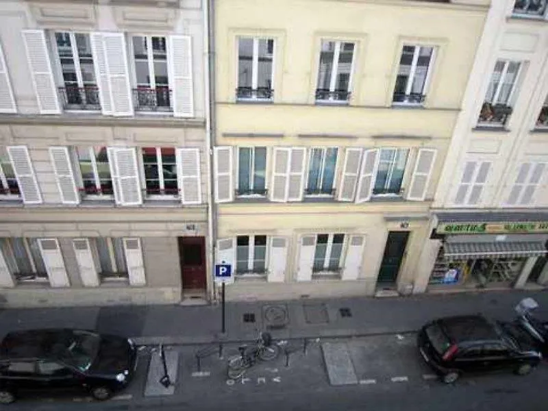 De L'europe 2* Paris